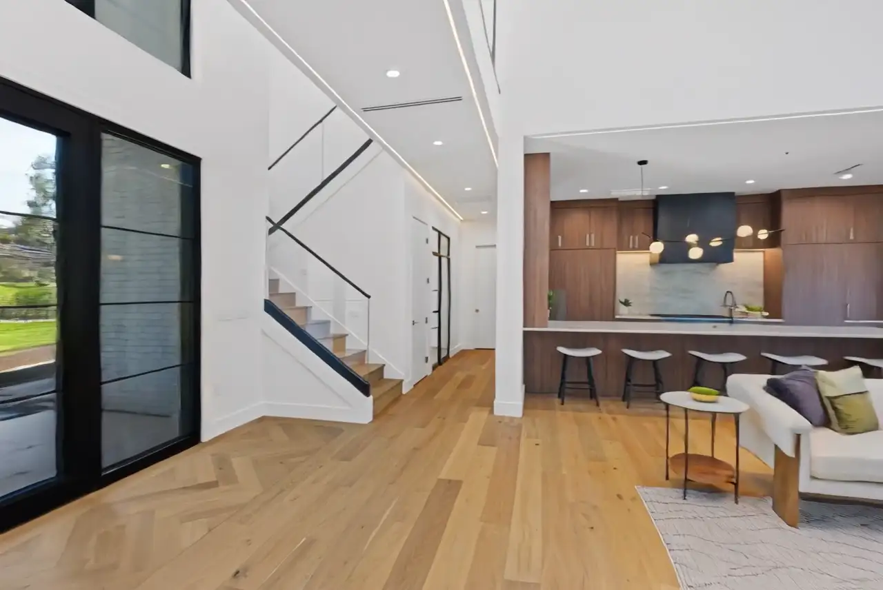 Full-height entry glazing at the 3805 Rockledge residence